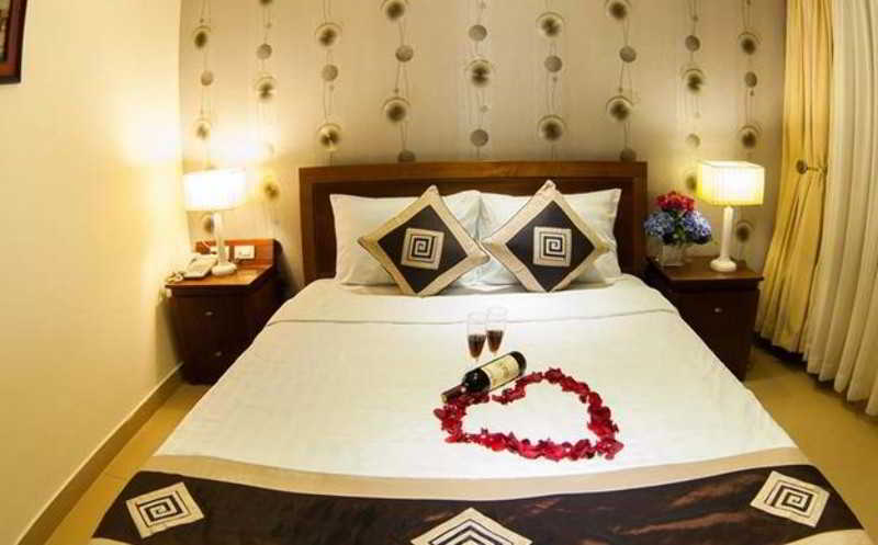 Eden Garden Hotel Ho Şi Min Dış mekan fotoğraf